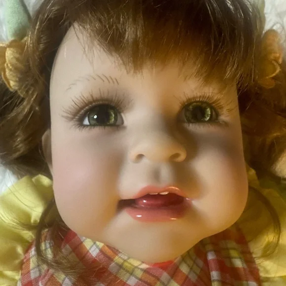 Adora doll - Picture 8 of 9